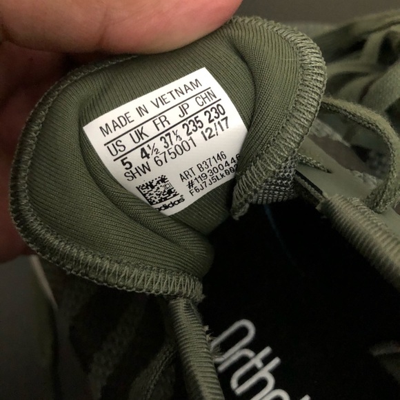 ❌SOLD❌NEW Adidas N5923 Women’s Shoe size 5 Green - Picture 5 of 7